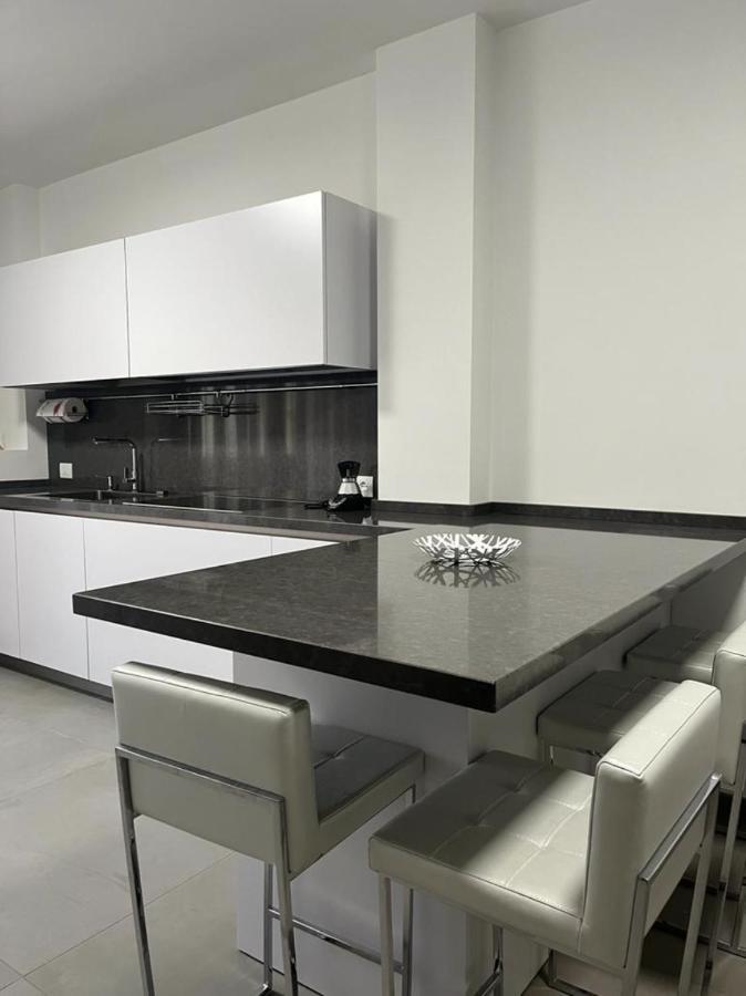 Modern And Spacious Appartement With Beach View. Gallipoli Luaran gambar